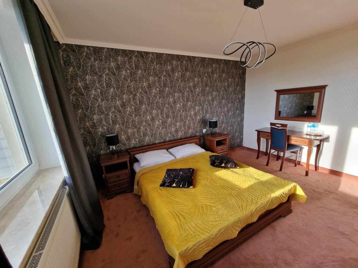 Hotel Podroznik Koszuty Eksteriør bilde