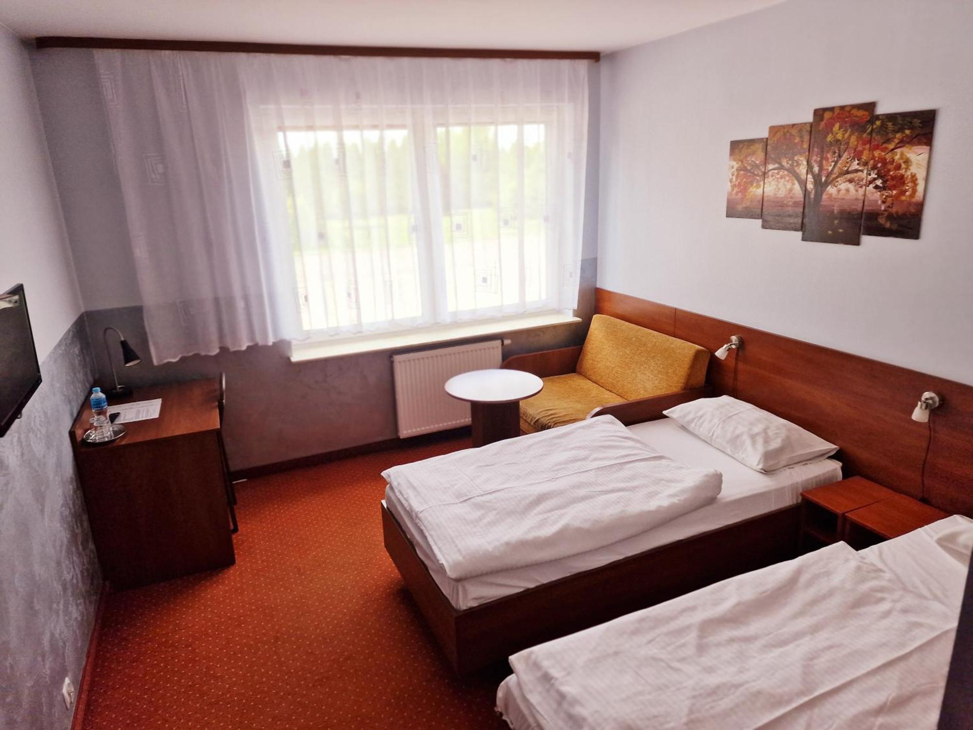 Hotel Podroznik Koszuty Eksteriør bilde