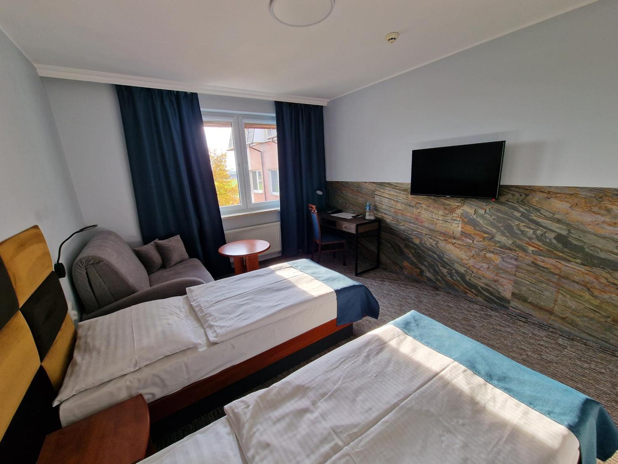 Hotel Podroznik Koszuty Eksteriør bilde